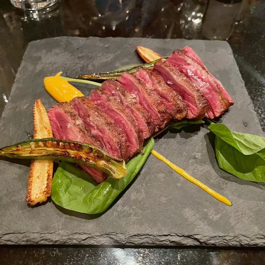 🥩牛ハラミのステーキ 野菜のグリルを添えて
・
・
・
・
・
#新宿 #新宿グルメ #新宿ディナー #歌舞伎 #歌舞伎グルメ
#フレンチ #ダイニングバー #バー #居酒屋 #ステーキ #カフェ #夜カフェ