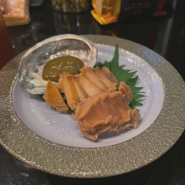 🐟お刺身特集

①アワビの刺身 特製肝ソース
②天然本マグロの刺身(赤身、中トロ)
③大きなホタテの刺身
・
・
・
・
・
#新宿 #新宿グルメ #新宿ディナー #歌舞伎 #歌舞伎グルメ
#和食 #フレンチ #ダイニングバー #バー #居酒屋 #刺身 #日本酒 #カフェ #夜カフェ